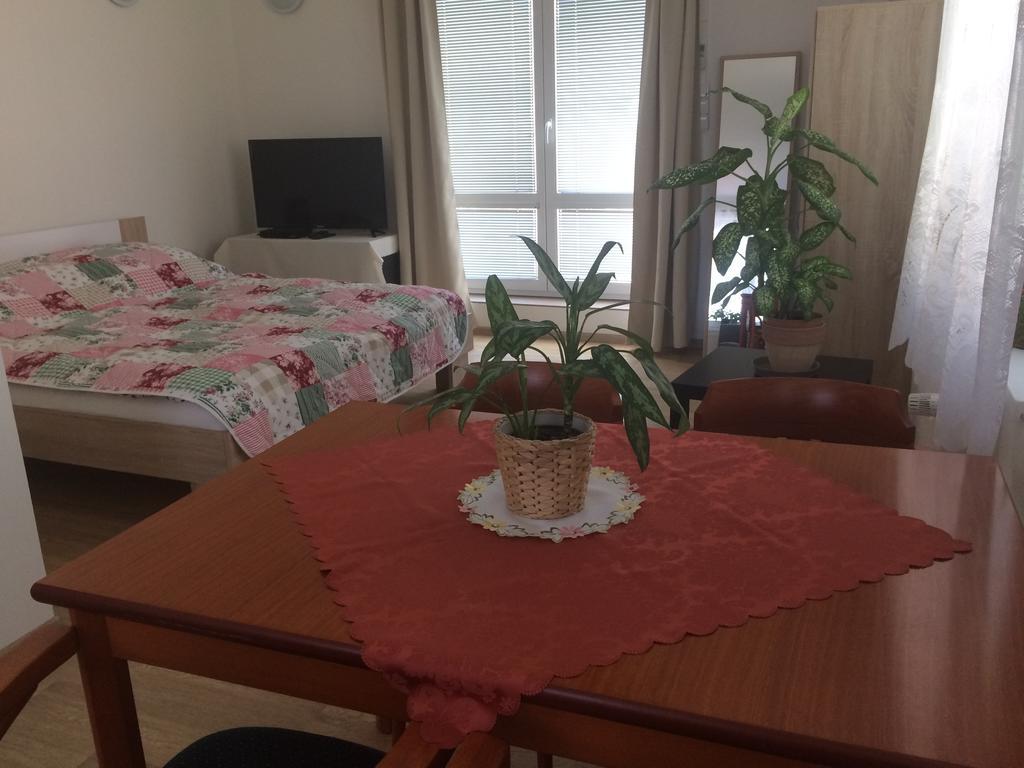 Apartment Praha 4 Eksteriør billede