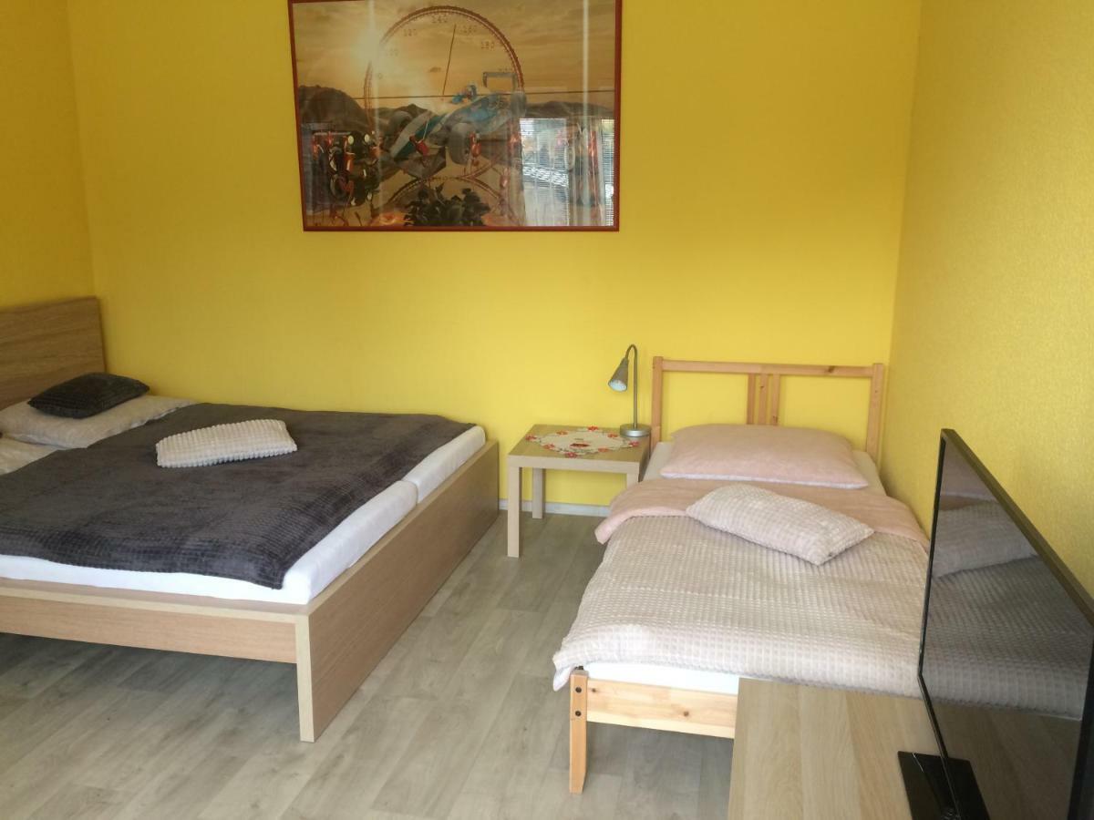 Apartment Praha 4 Eksteriør billede